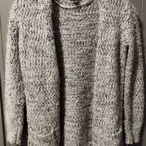 Atmosphere cardigan