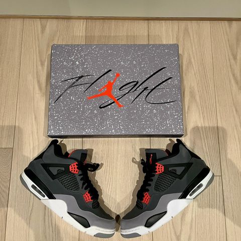 Jordan 4 Retro Infrared - Svært lite brukt