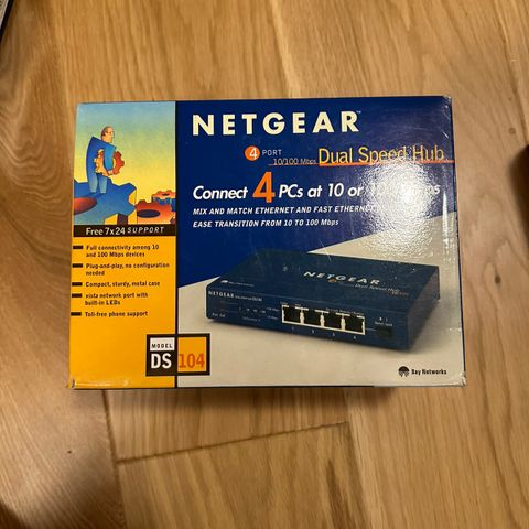 Netgear FS105 og DS104