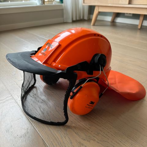 Stihl hjelm med  visir og hørselvern