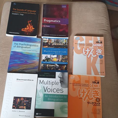 Uni Books