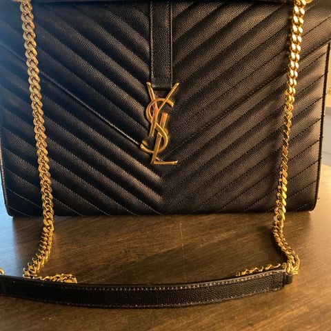 YSL Envelope veske