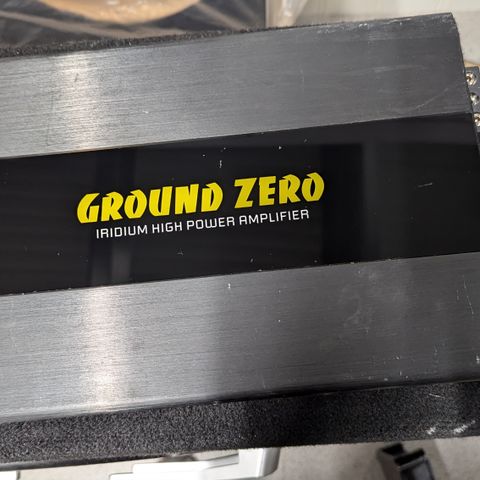 Ground Zero GZIA 4.120 4kanal forsterker. 4x70w/4x120w/2x240w