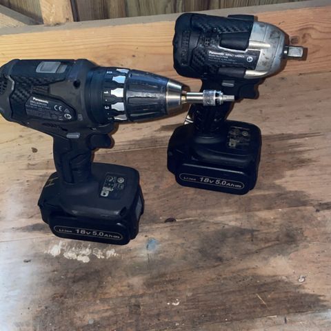 Panasonic Drill EY74A3 og Muttertrekker EY75A8 sett.