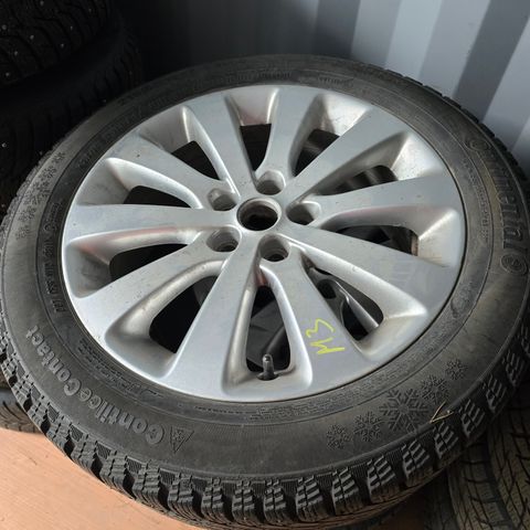 Vinterdekk 215/55/r17,Opel Zafira ,Insignia,Astra