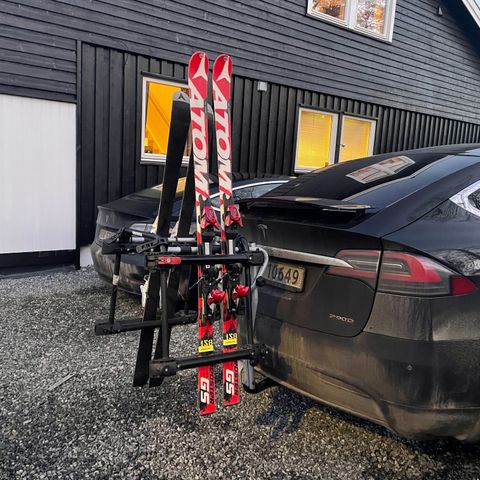 Tesla skistativ til  sykkel stativ YAKIMA