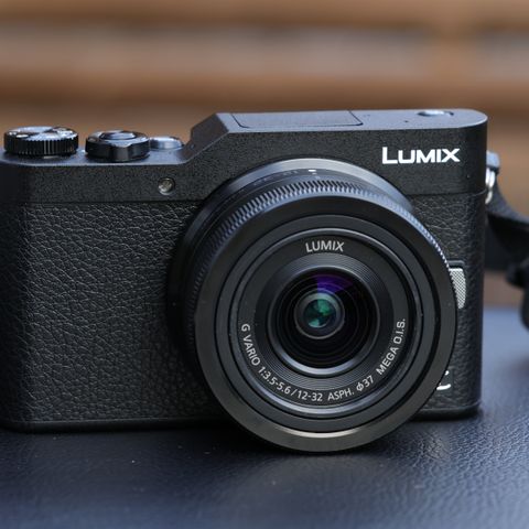 Panasonic LUMIX DC-GX800K 16 Megapiksler Digitalkamera