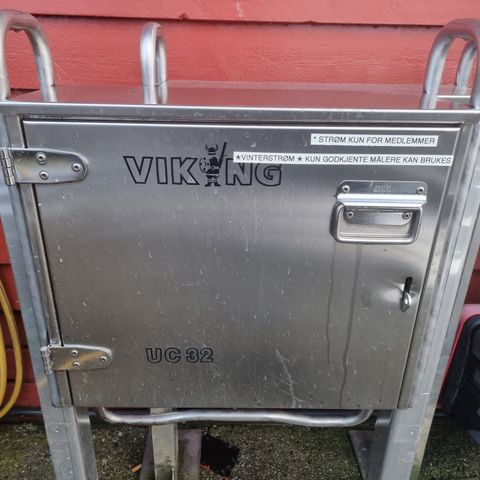 Viking UC32 strømfordelingsskap rustfritt