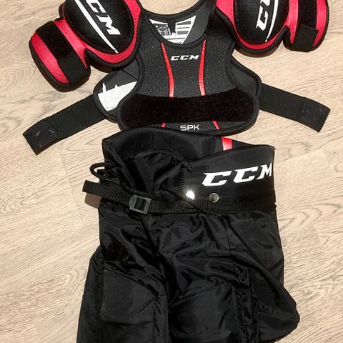 CCM hockeybukse og skulderbeskyttelse YT/L 122-134 cm