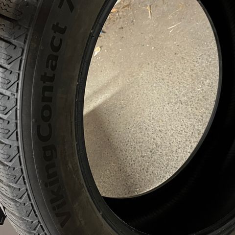 Piggfrie vinterdekk Viking Contact 7 255/55/50R 20 T XL