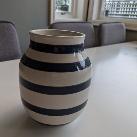 Vase fra Kähler, omaggio.