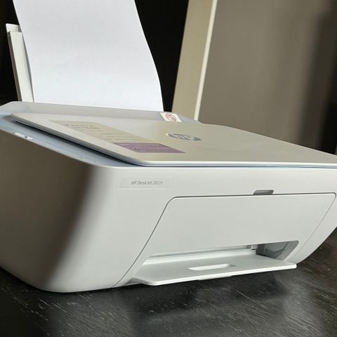 Selger skriveren HP DeskJet2822e