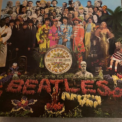 Beatles - Sgt. Pepper's Lonely Hearts Club Band