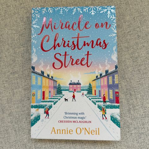 Miracle on christmas street av Annie O’Neil