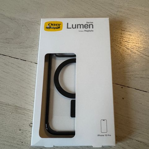 Otterbox Lumen Series MagSafe deksel for iPhone 15 Pro