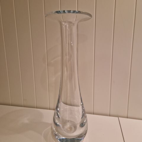 Finn Schjøll vase. Dråpen