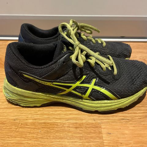 Asics joggesko str 33