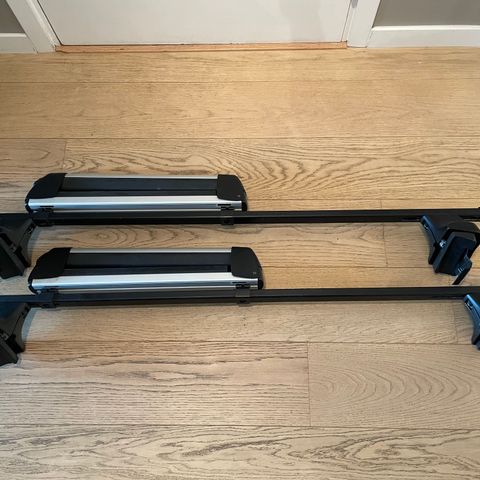 Thule takstativ til Audi A3 med skifeste/skiholder