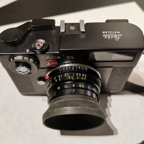 Leica CL med summicron-c f2 40 mm black