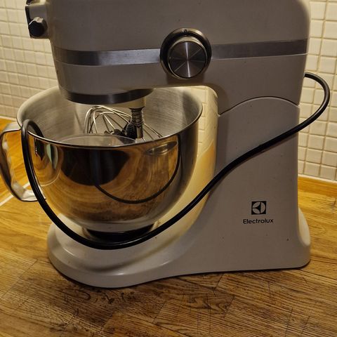 Kjøkkenmaskin Electrolux assistant