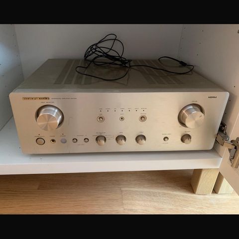 Marantz PM7000 i børstet stål