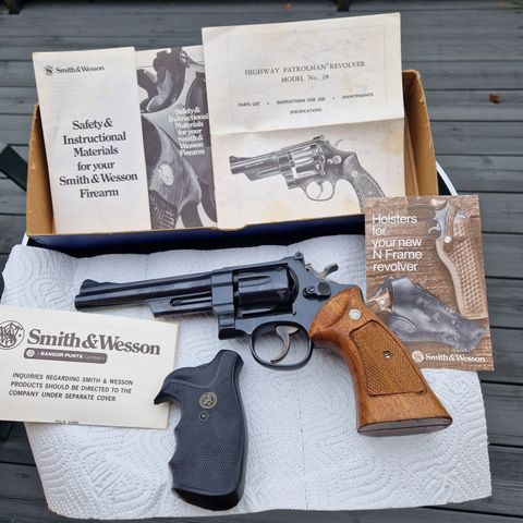 Smith&wesson model 28-2 highway patrolman 6 tommer