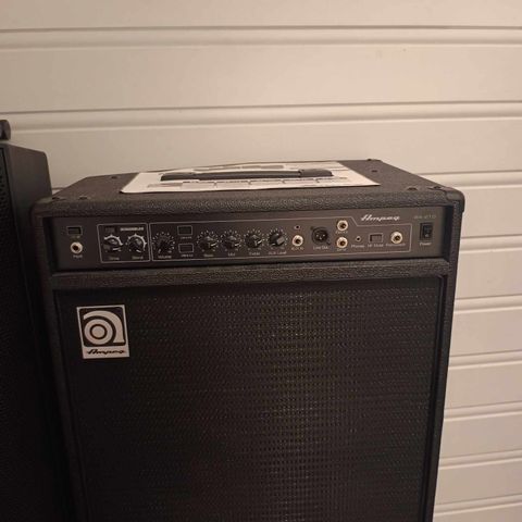 Ampeg BA-210 Bass forsterker