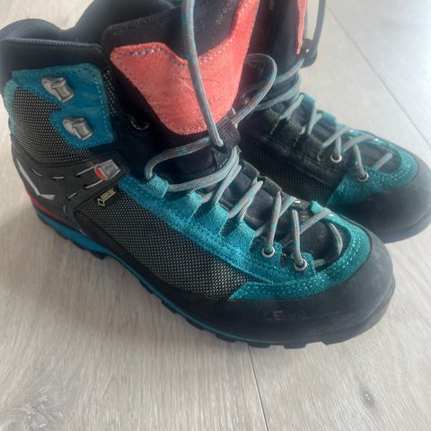 Salewa Crow GTX str 38,5