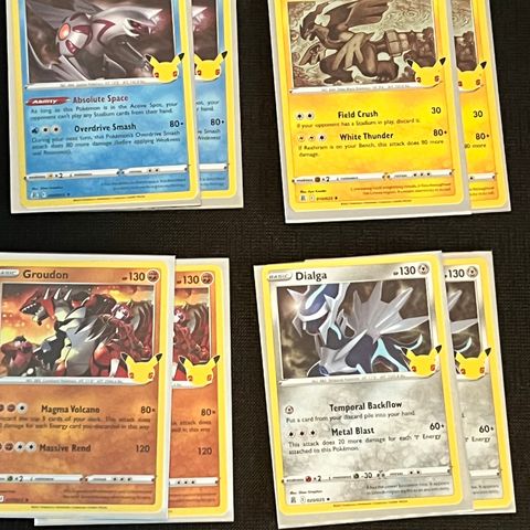 Pokemonkort holo celebration mm.