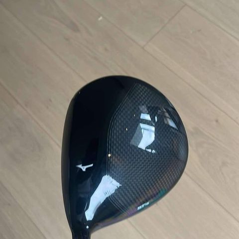 Mizuno ST-G 220 med stiff skaft