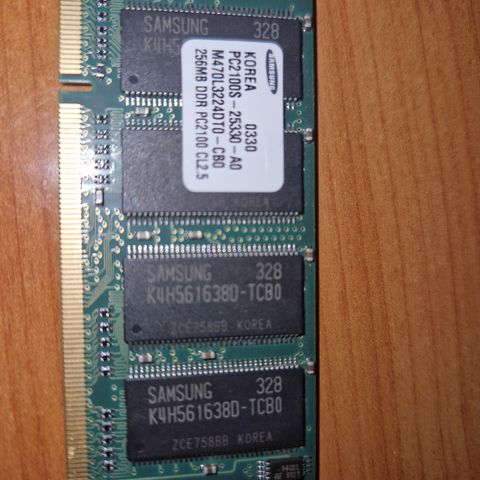 Samsung DDR SO-DIMM 256MB