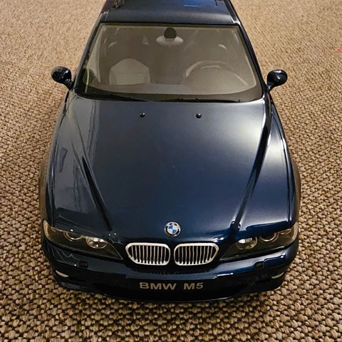 1:12 BMW E39 M5 OTTO Modelbil