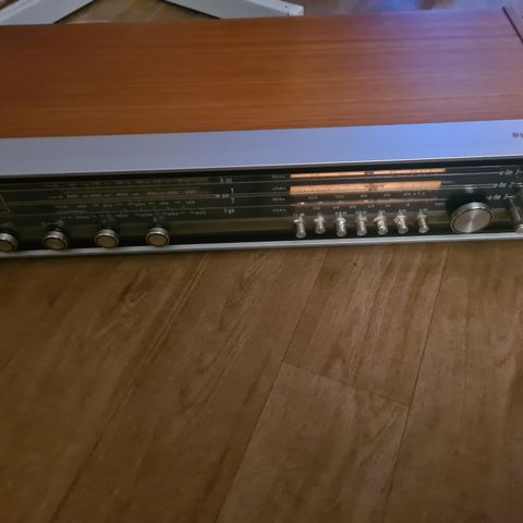 Vintage Philips radio