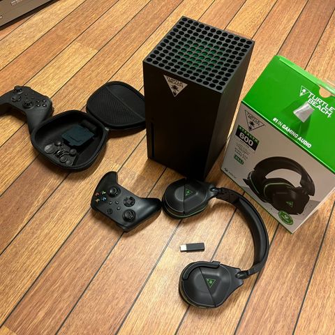 Xbox Series X / med kontroll / Xbox elite series 2 / headsett turtle beach