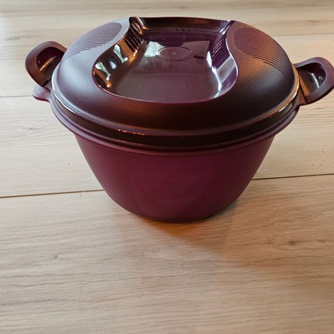 Tupperware easyrice og 2x osteklokker