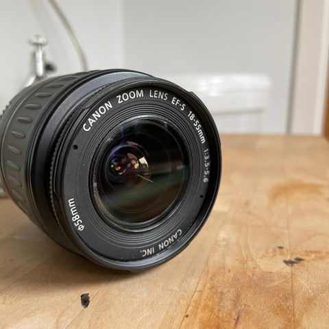 Canon 18-55mm f/3,5 -5,6 EF-S