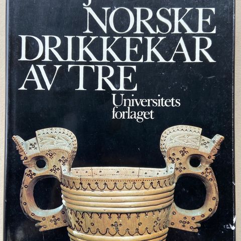 Per Gjærder. NORSKE DRIKKEKAR AV TRE. Oslo. 2. utgave 1982.