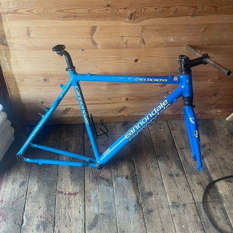 Cannondale og Kona rammer