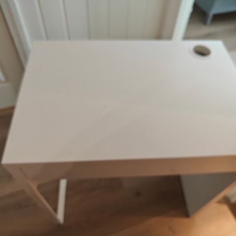 IKEA Micke skrivebord