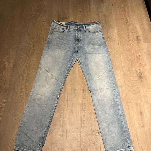 Jeans i str 32/30