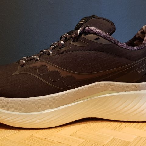 Løpesko Saucony endorphin speed 3 runshield, dame str 39