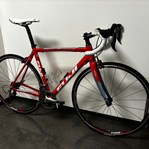 Fuji Roubaix 1 ”52 - Shimano 105 (nylig fullservice)