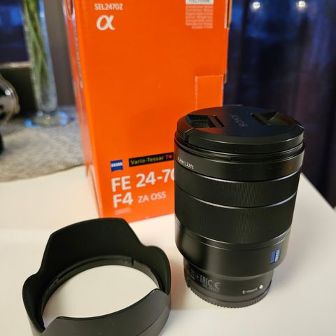 Objektiv til Sony FE Zeiss 24-70 f4 ZA OSS