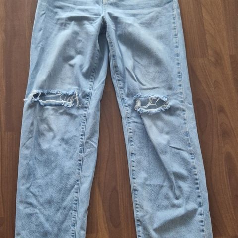 Jeans fra BikBok str 27/32