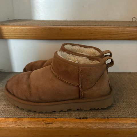 Ugg Ultra Mini Strl 38