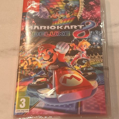 Mario Kart deluxe til Nintendo switch. Nytt i plast