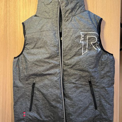 2stk Regatta flytevest (Str. L+XL) brukt en gang