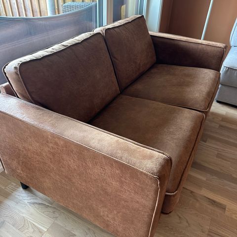 Sofa, semsket-2-seter