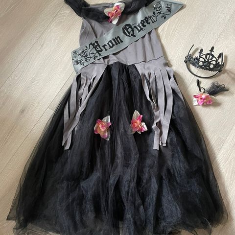 Prom queen halloween kostyme str 130-140 cm