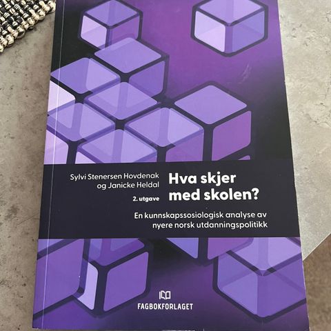 Hva skjer med skolen?